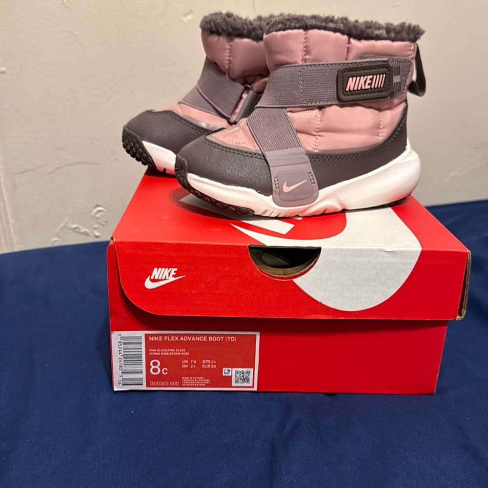 Toddler  Girls Nike snowshoes